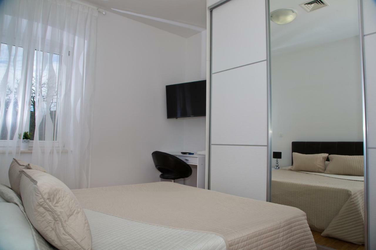 Apartments Victoria دوبروفينك المظهر الخارجي الصورة