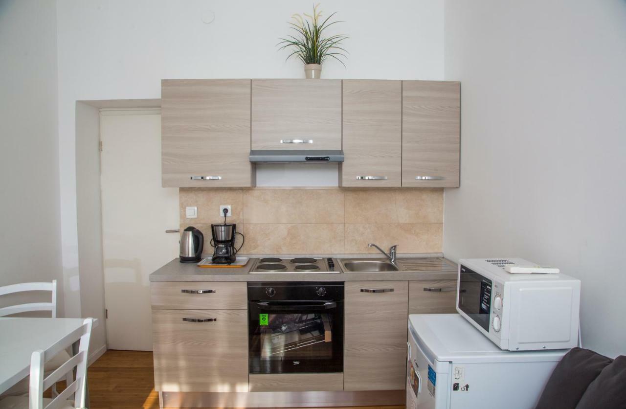 Apartments Victoria دوبروفينك المظهر الخارجي الصورة