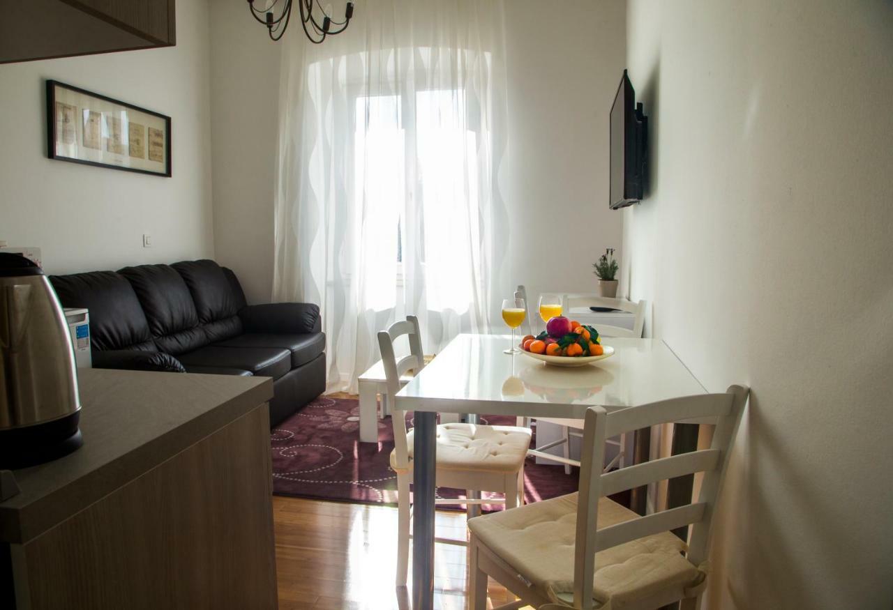 Apartments Victoria دوبروفينك المظهر الخارجي الصورة